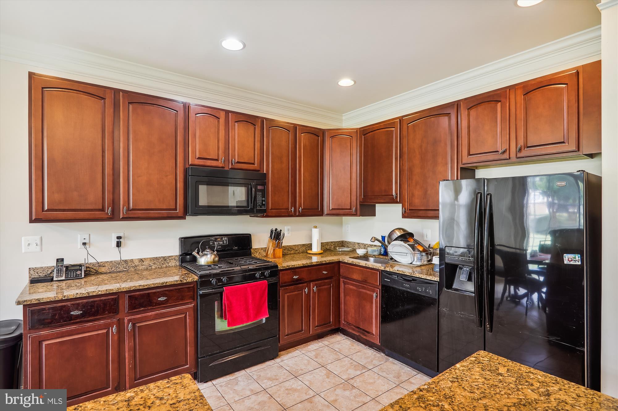 CAMERON GROVE - Residential