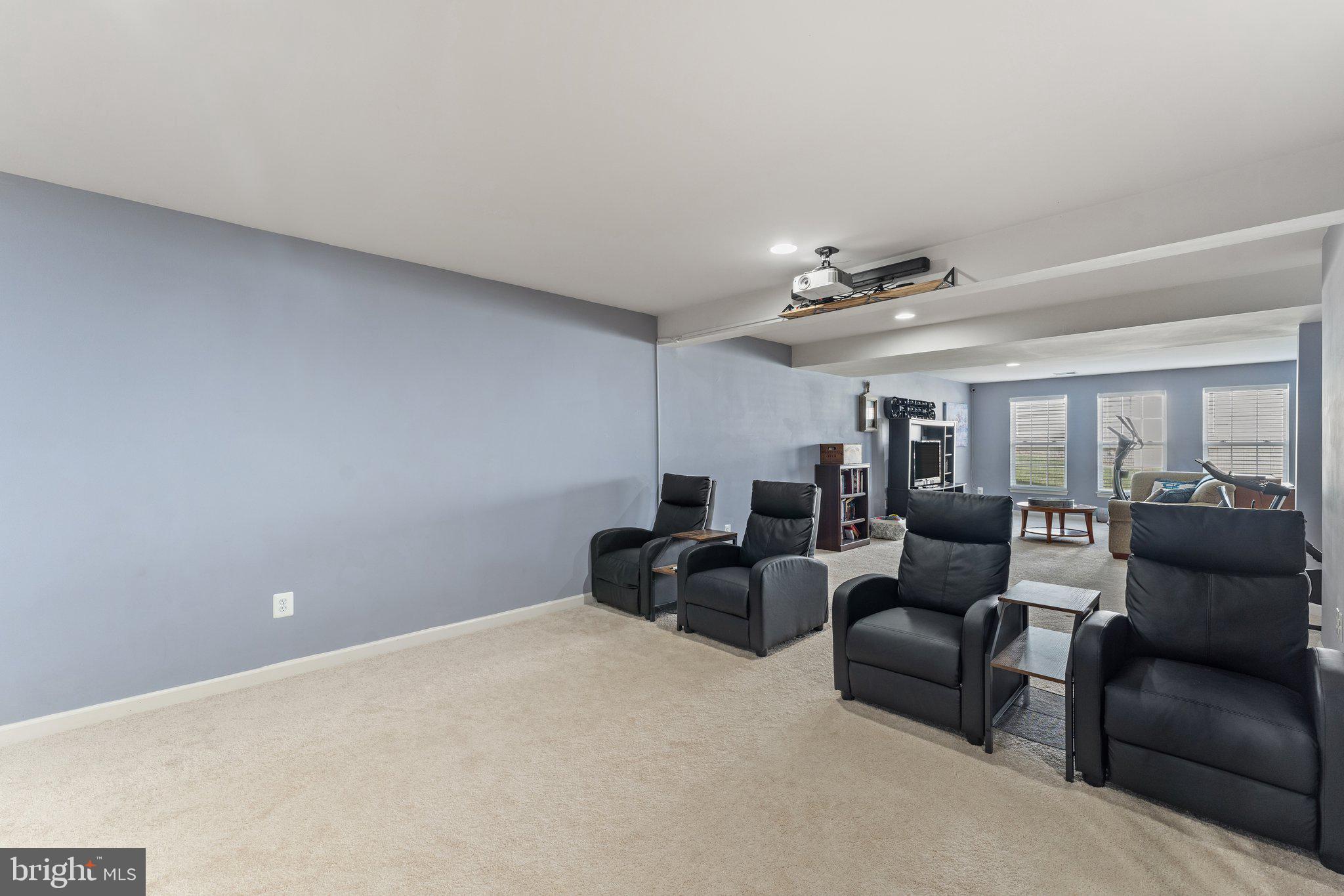 VILLAS AT THE RIDGES - Residential