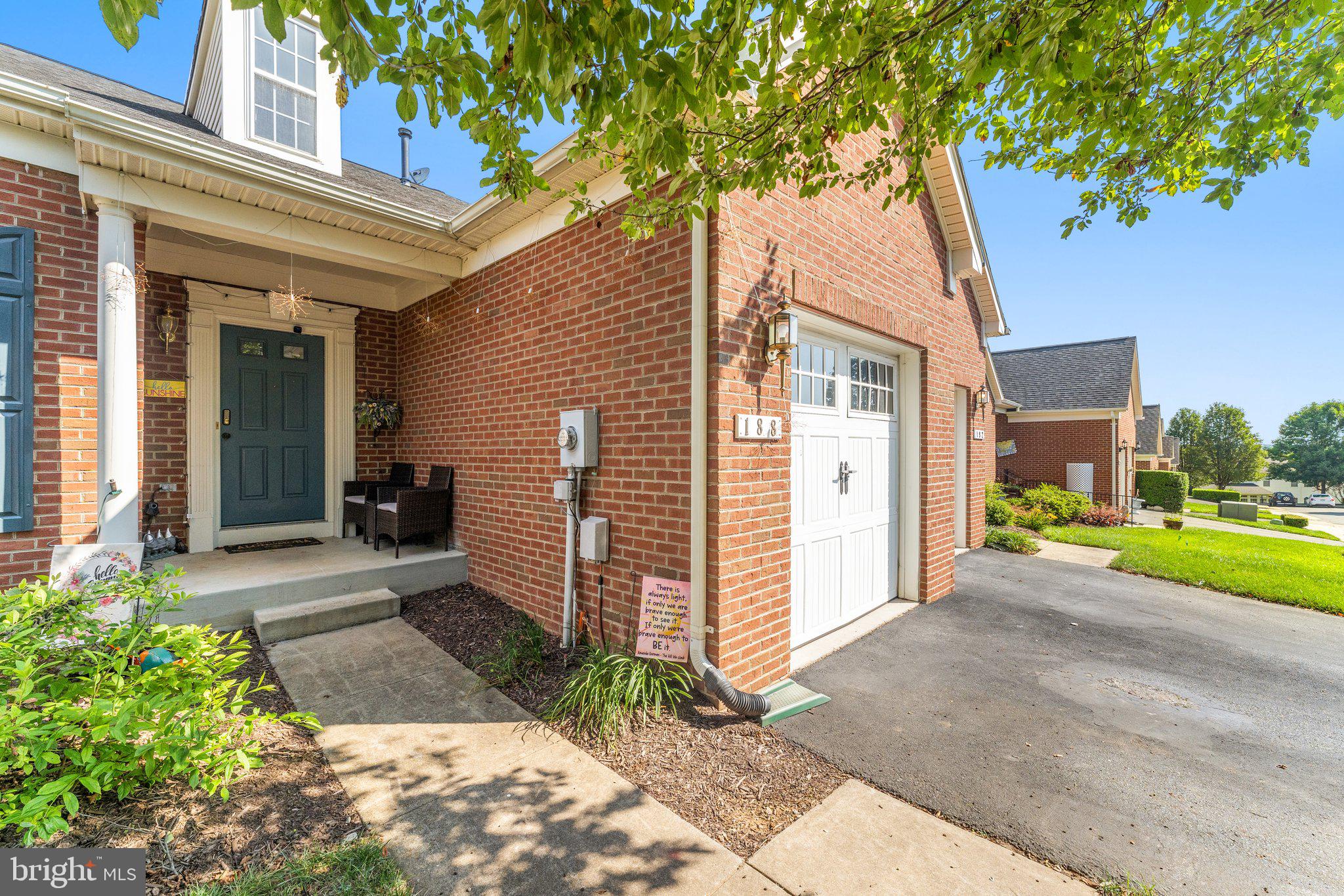 VILLAS AT THE RIDGES - Residential