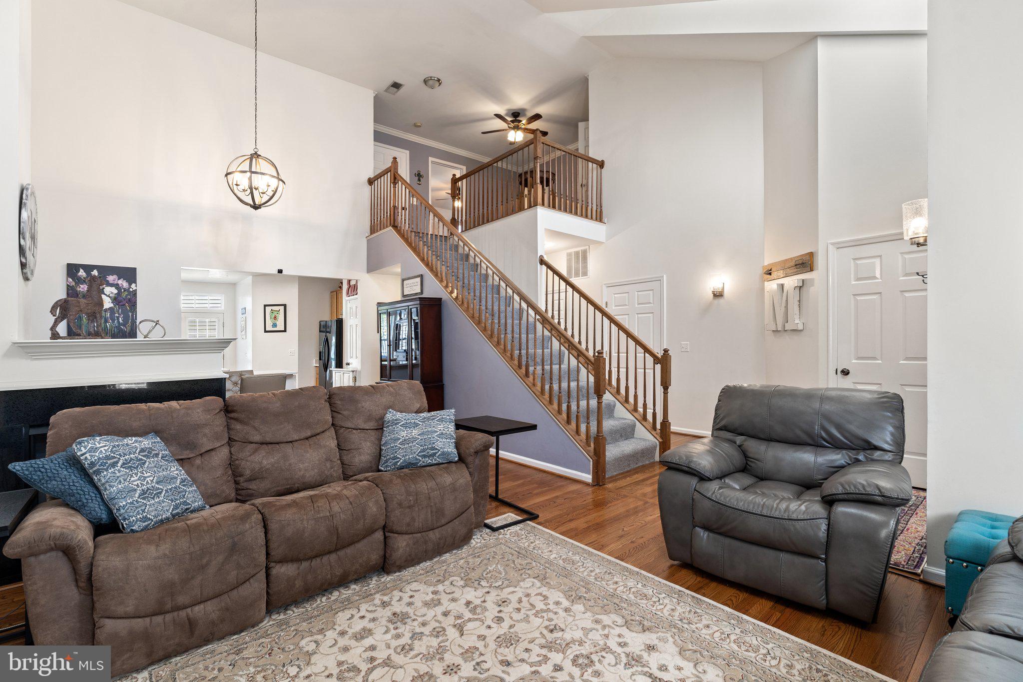 VILLAS AT THE RIDGES - Residential