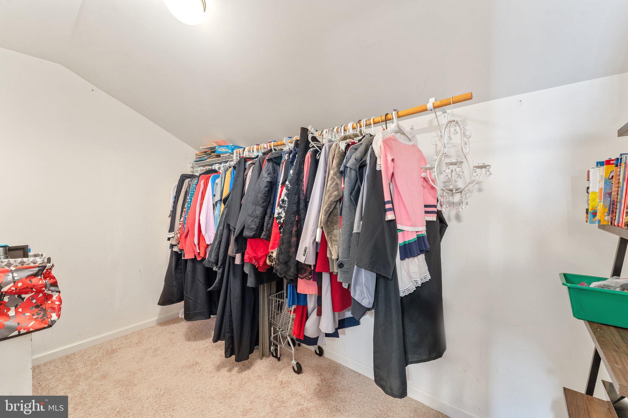 VILLAS AT THE RIDGES - Residential