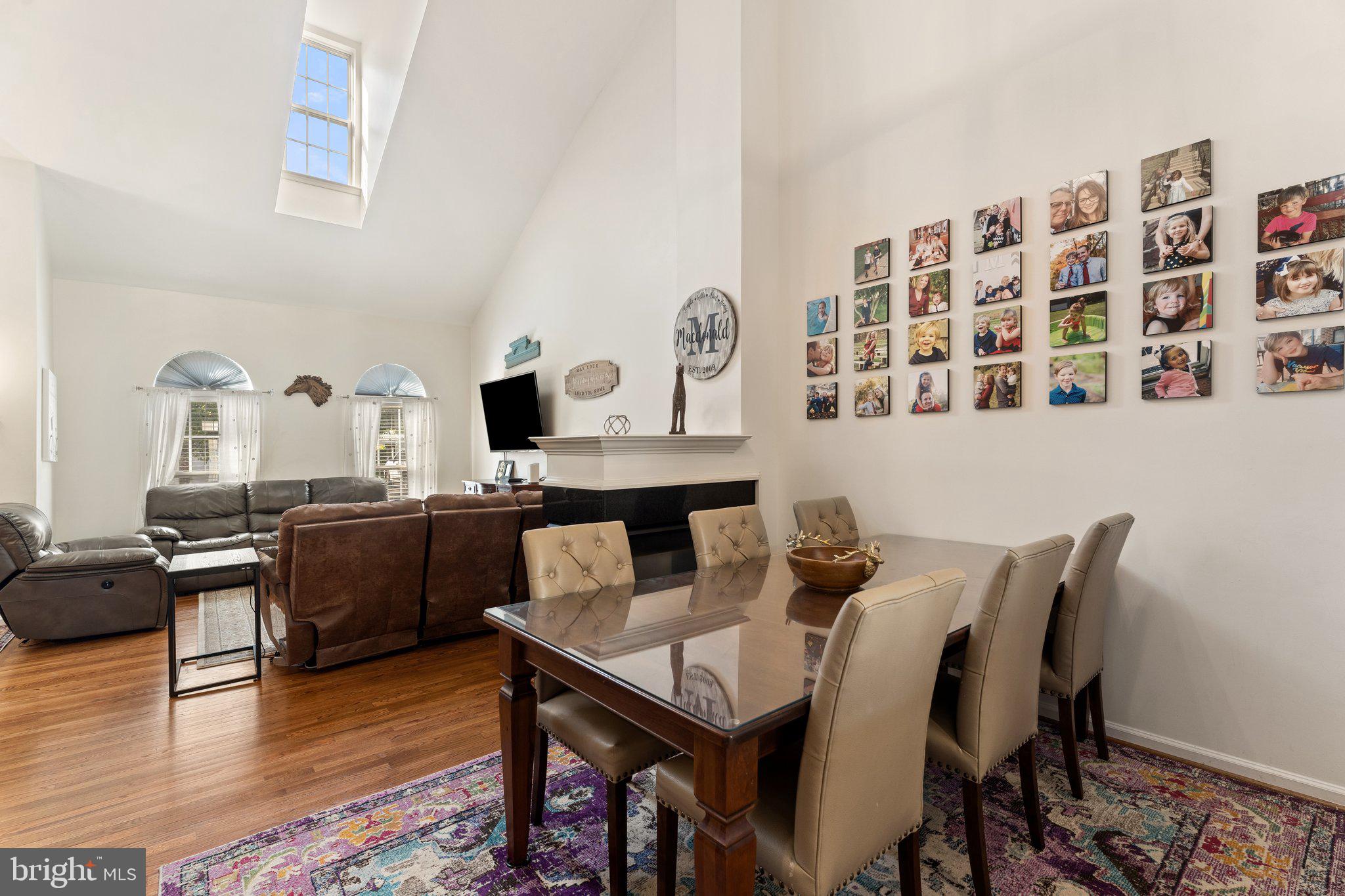 VILLAS AT THE RIDGES - Residential