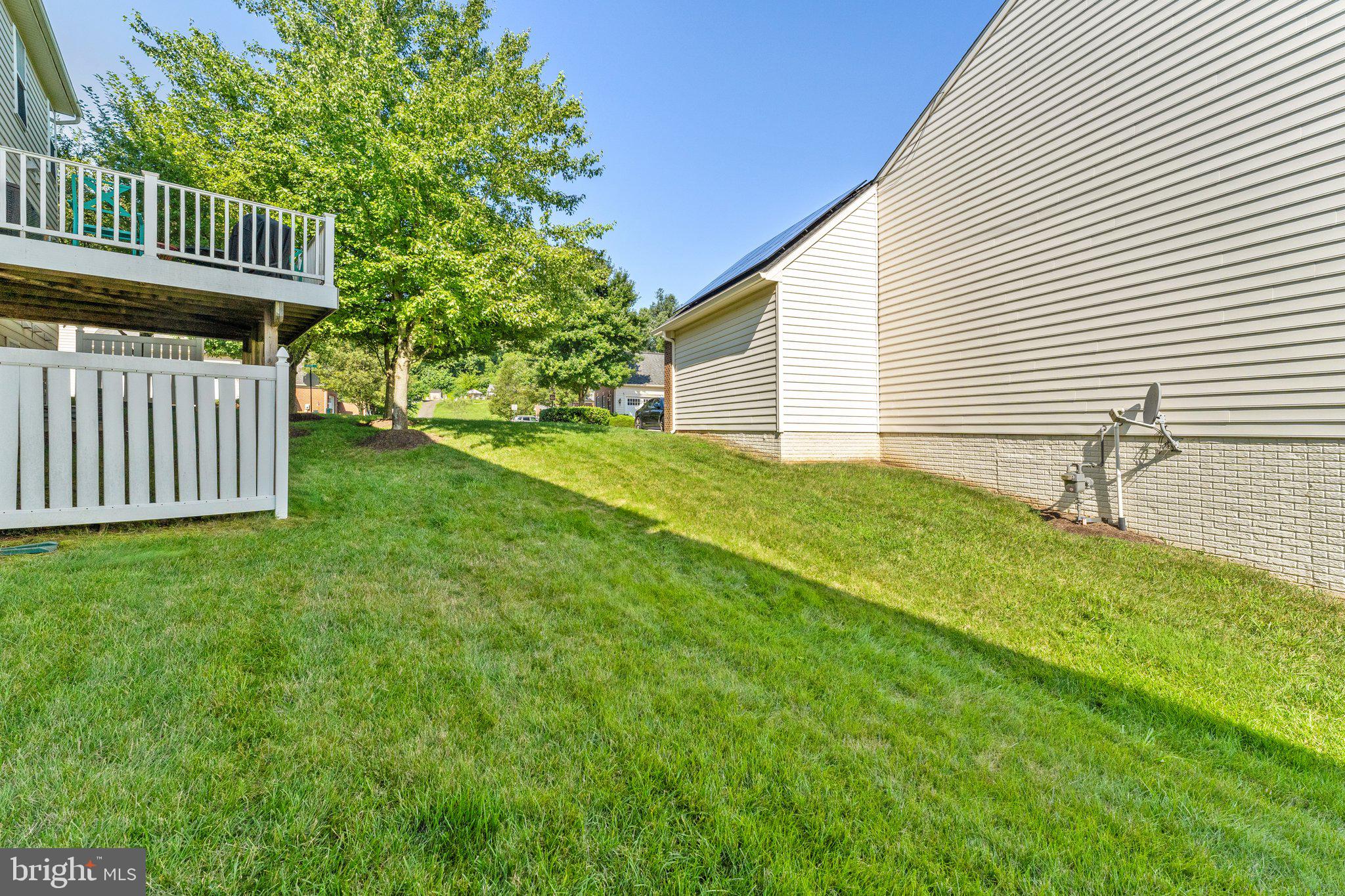 VILLAS AT THE RIDGES - Residential