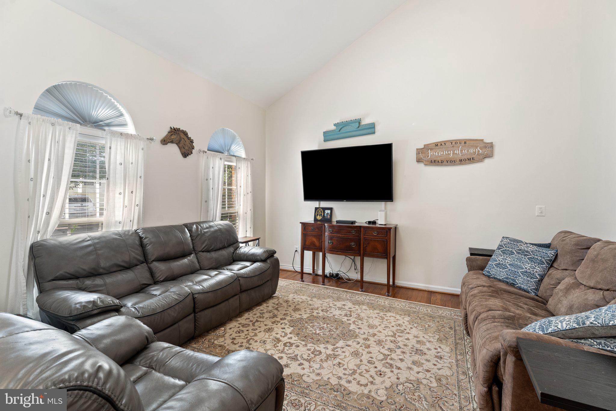 VILLAS AT THE RIDGES - Residential