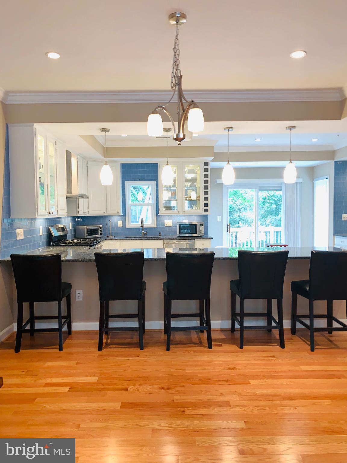 DECOVERLY ADVENTURE - Residential Lease