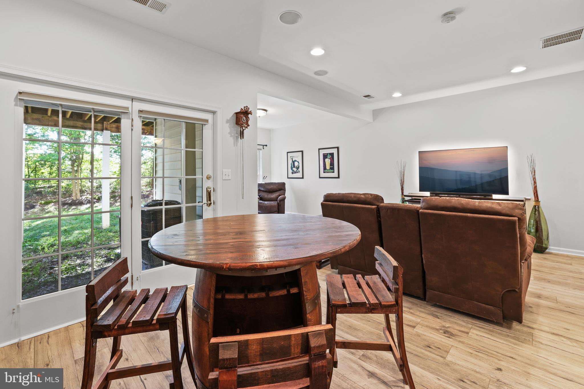 BELMONT LAND BAY - Residential Lease