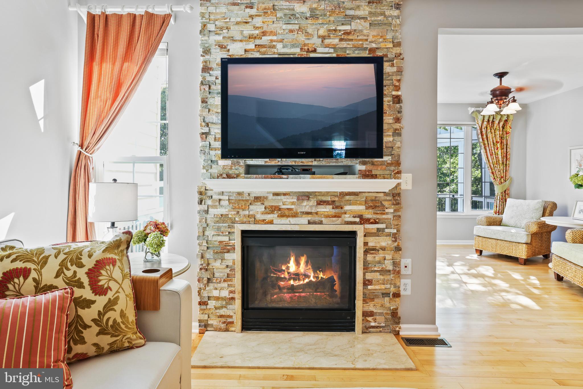 BELMONT LAND BAY - Residential Lease