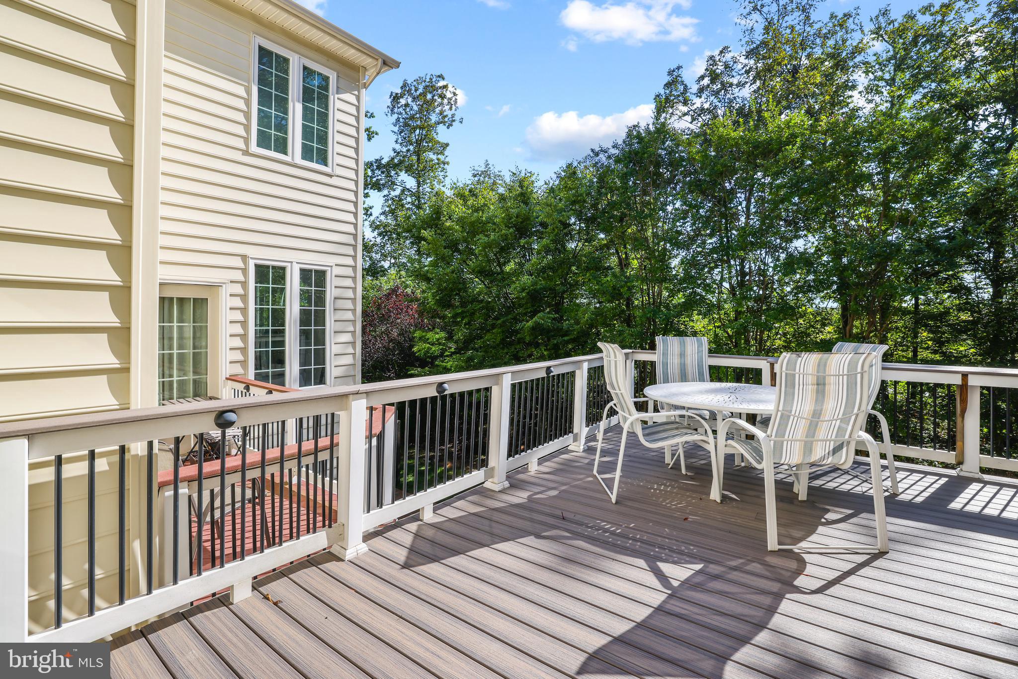 BELMONT LAND BAY - Residential Lease