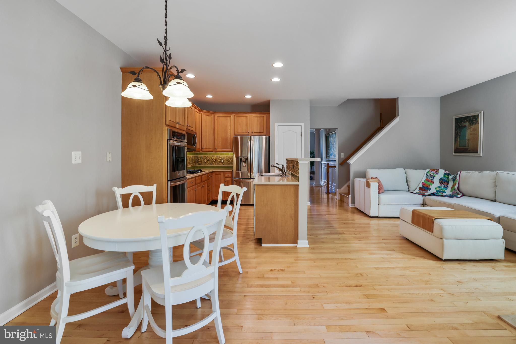 BELMONT LAND BAY - Residential Lease