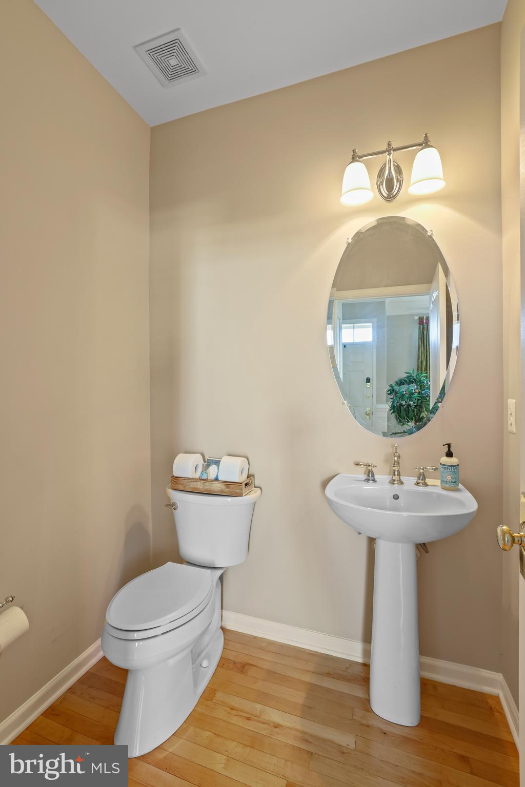 BELMONT LAND BAY - Residential Lease