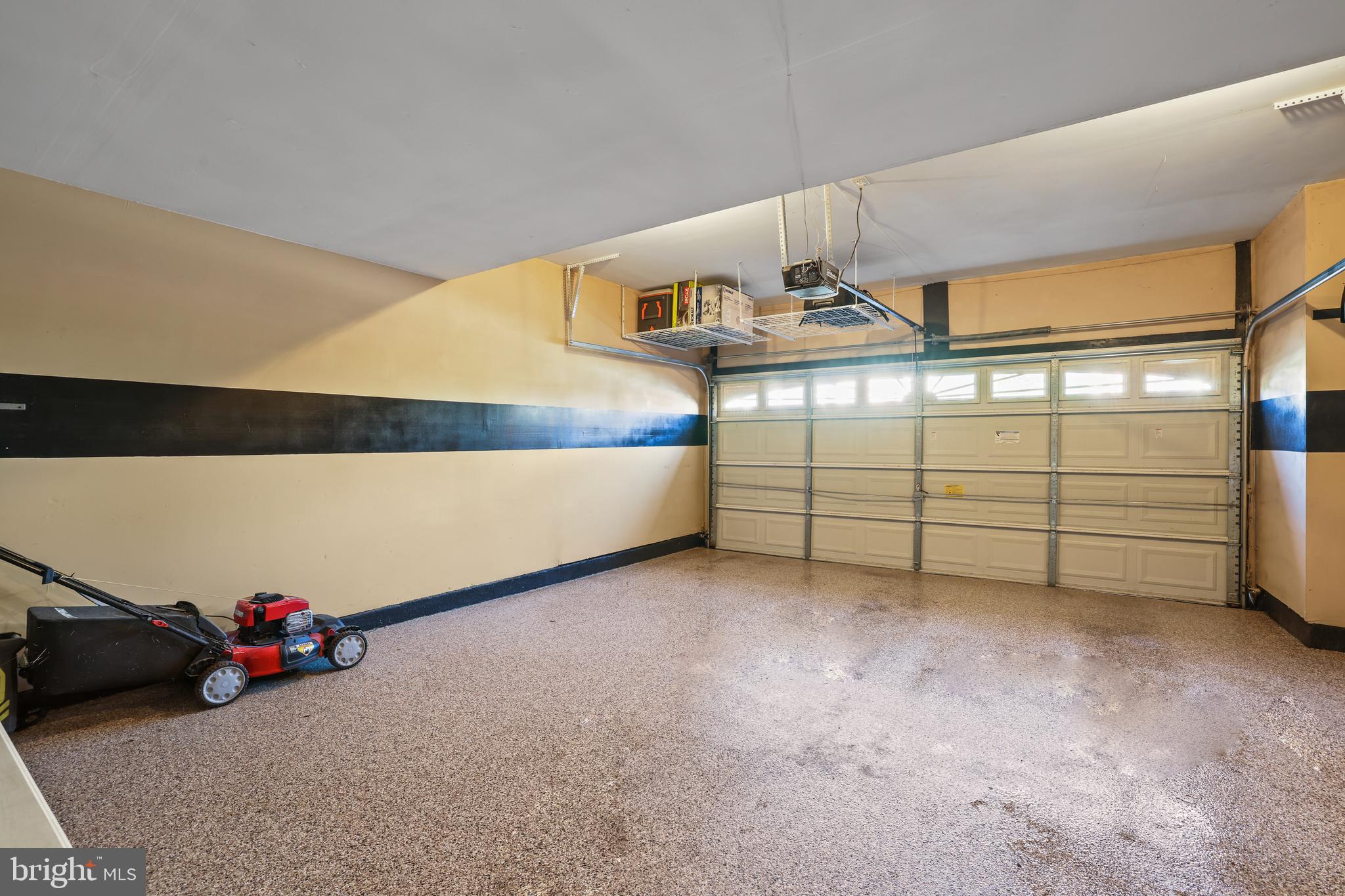 BELMONT LAND BAY - Residential Lease