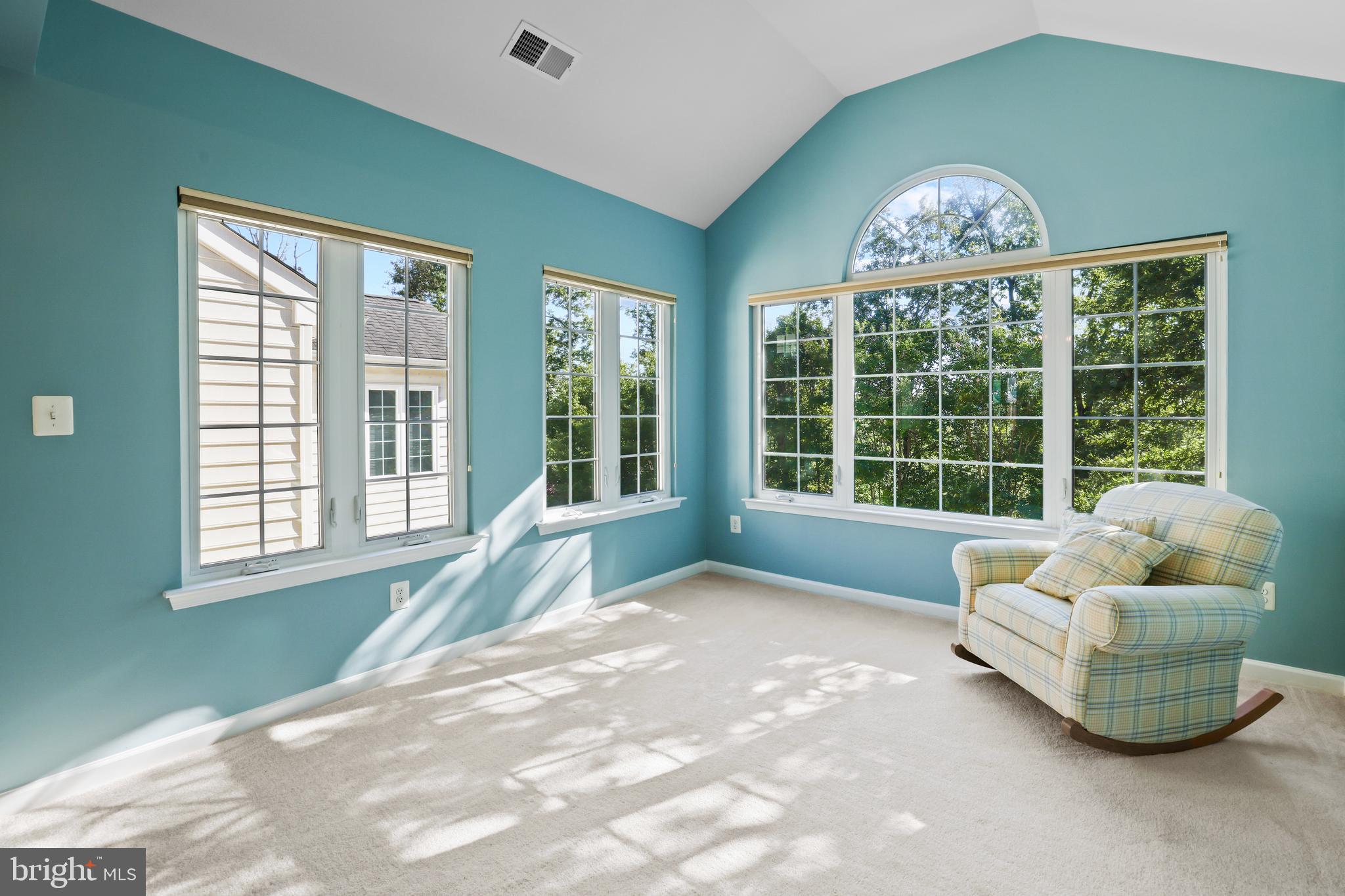 BELMONT LAND BAY - Residential Lease