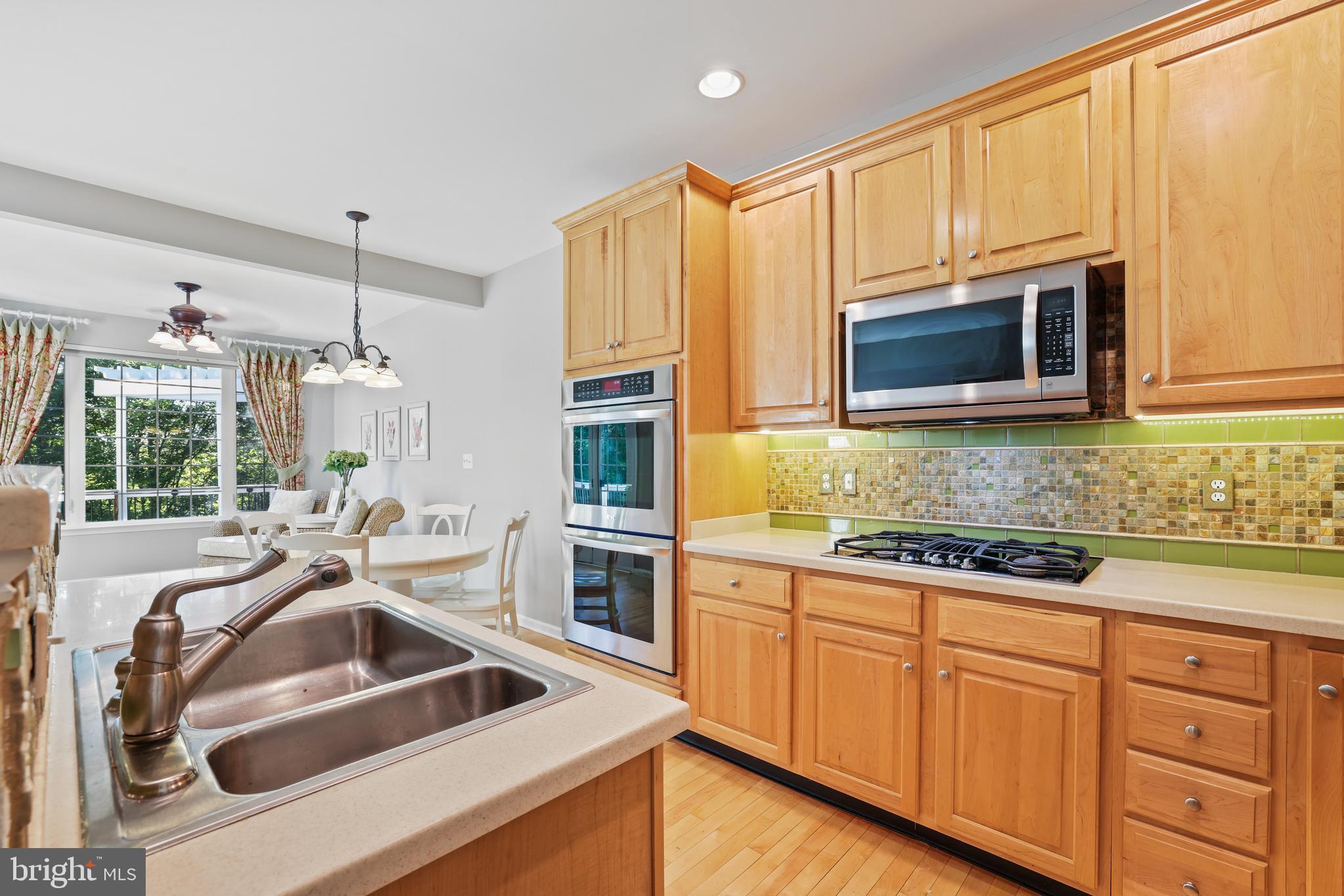 BELMONT LAND BAY - Residential Lease