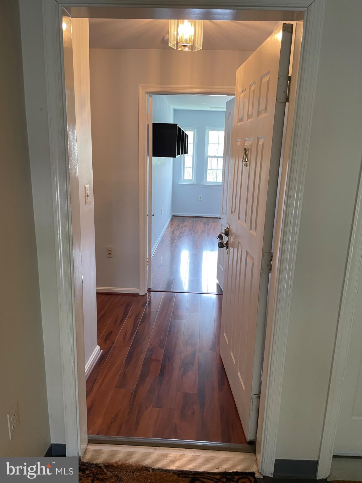 8371 MONTGOMERY RUN ROAD SE J