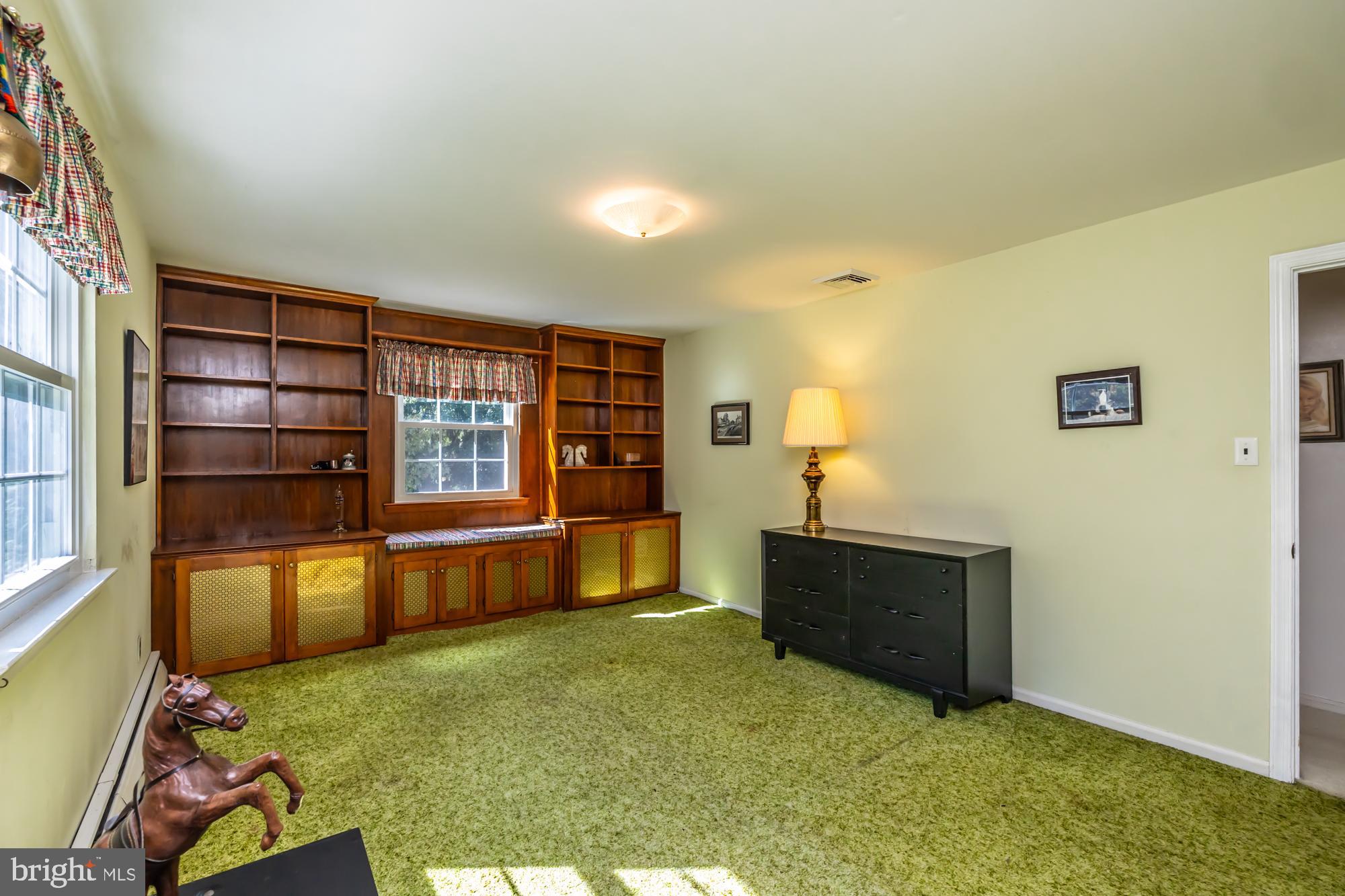 SPRING MILL FARMS - Residential