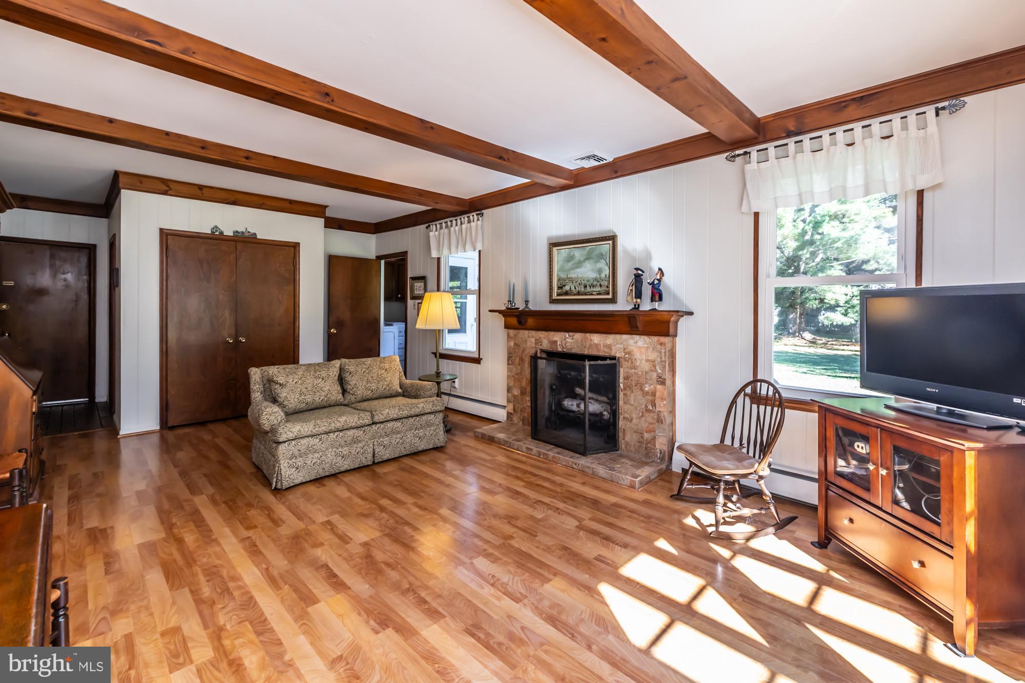 SPRING MILL FARMS - Residential