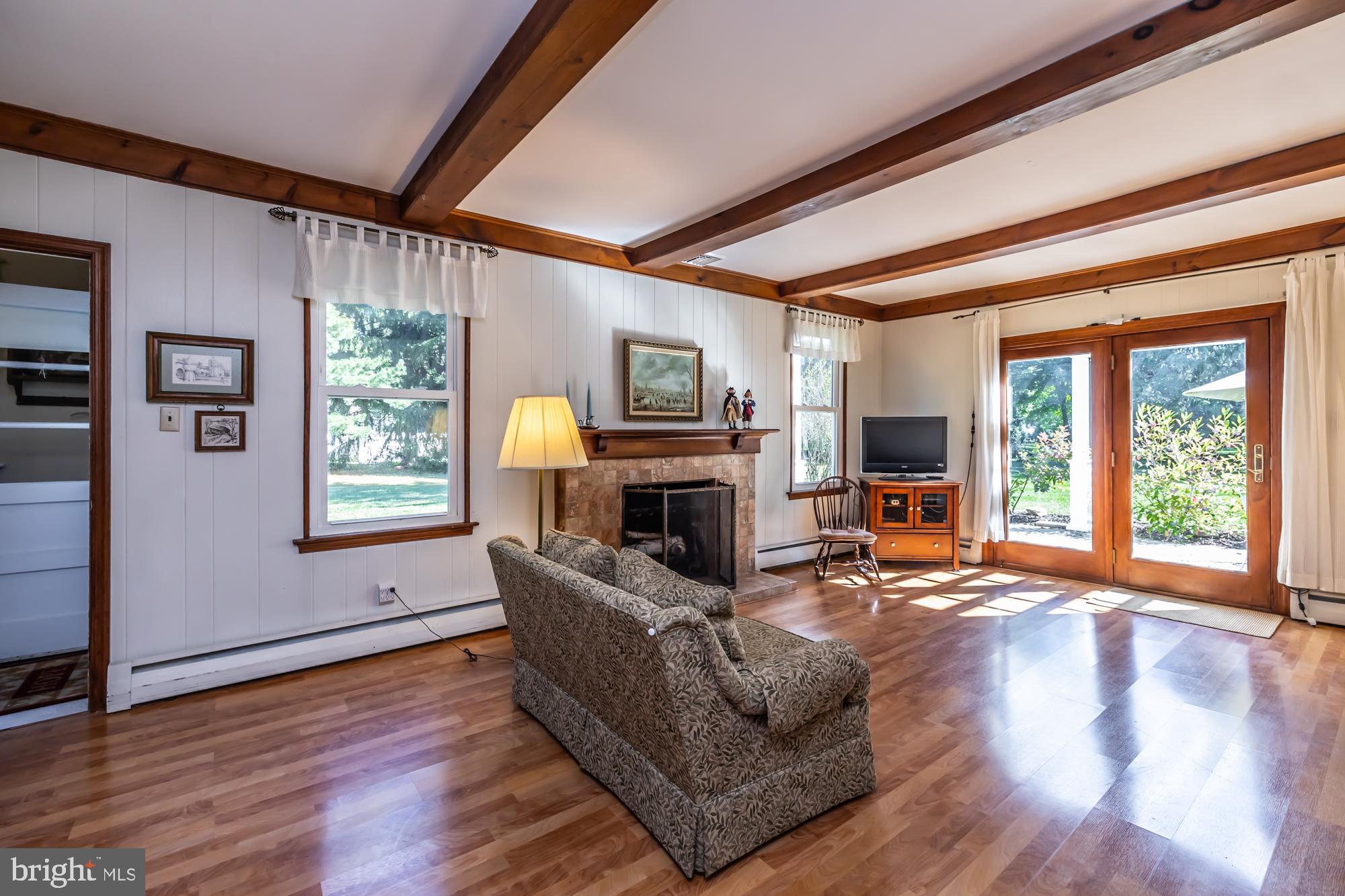 SPRING MILL FARMS - Residential