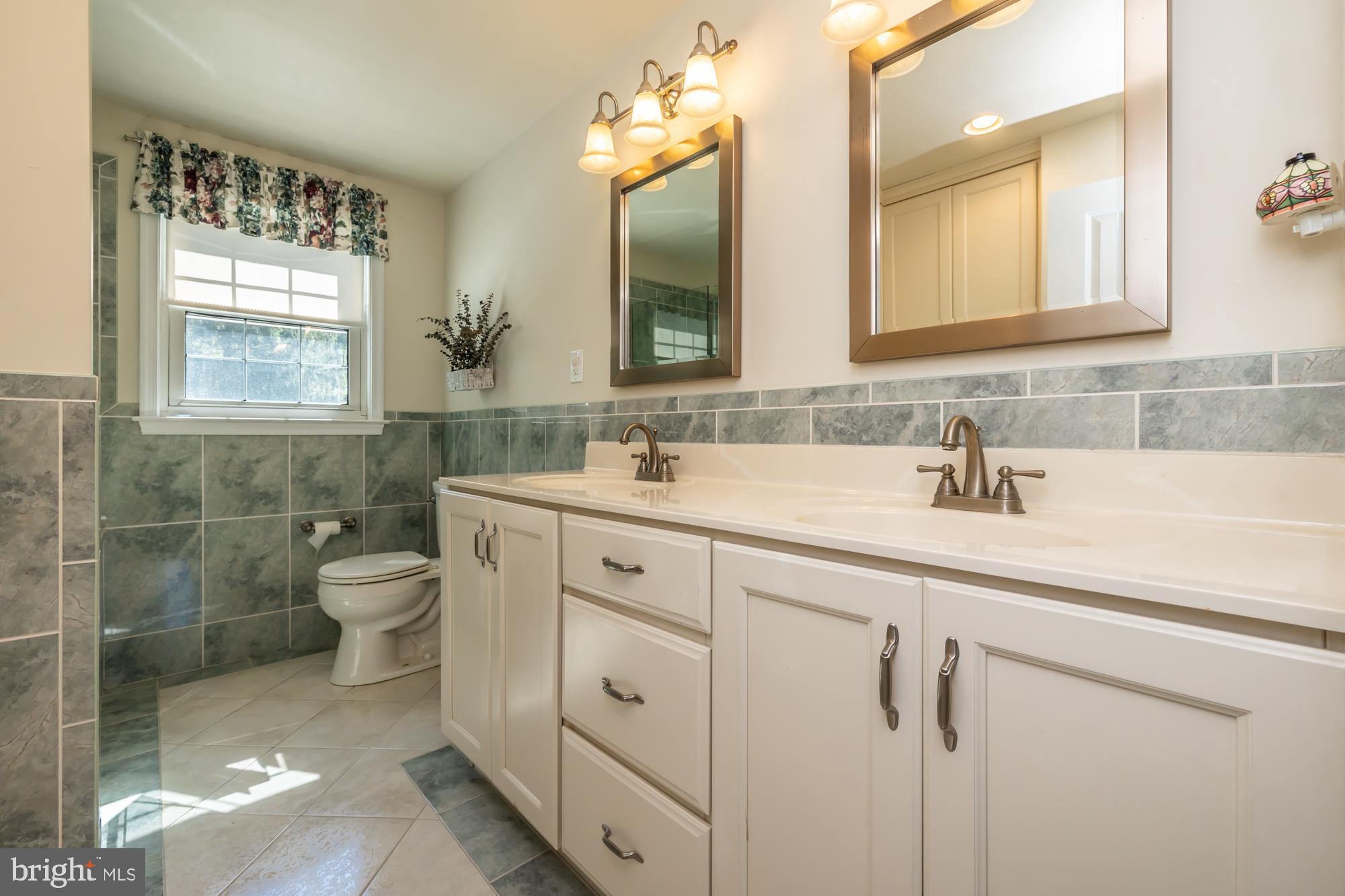 SPRING MILL FARMS - Residential