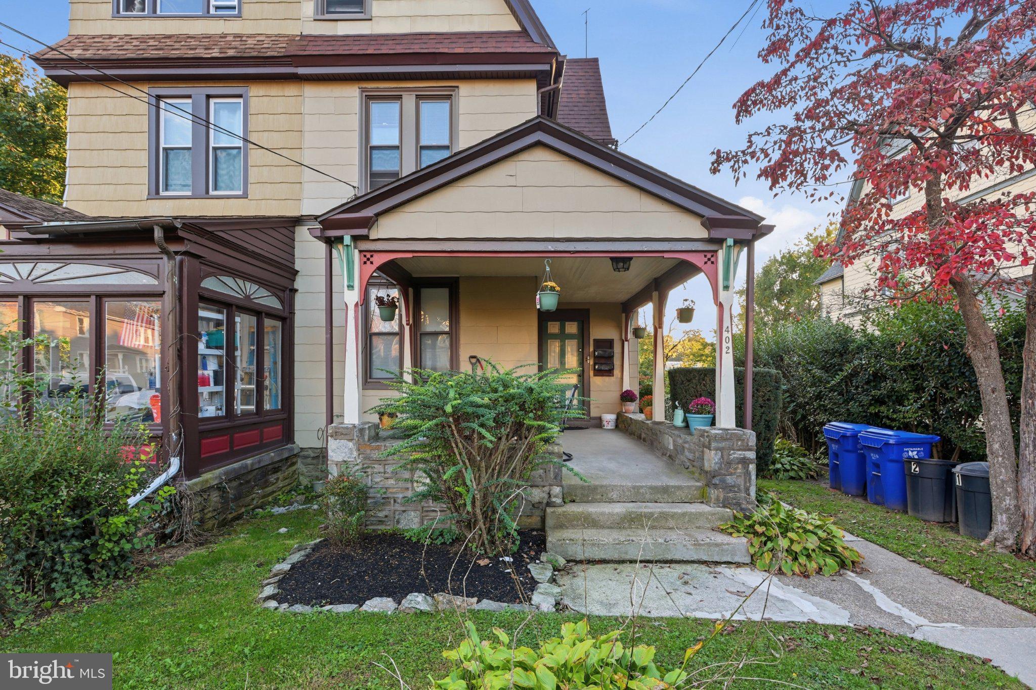 402 W MOUNT CARMEL AVENUE