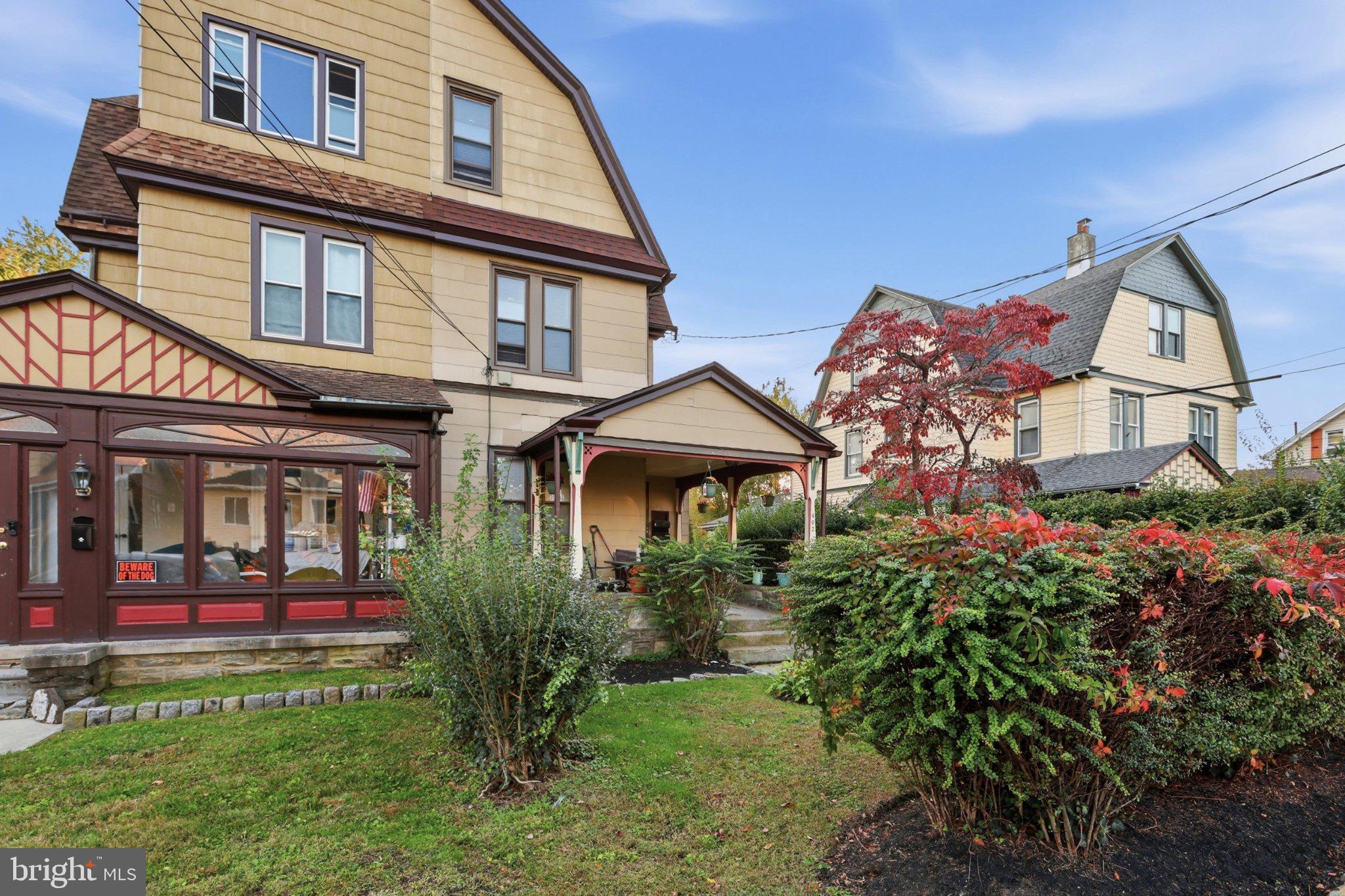 402 W MOUNT CARMEL AVENUE