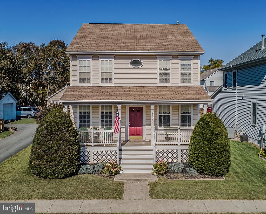 Photo of 25991 Glasgow Drive, CHANTILLY, VA 20152 (MLS # VALO2138992)