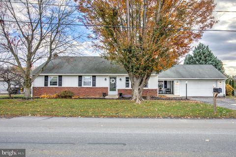 25 EVERGREEN STREET GORDONVILLE PA 17529