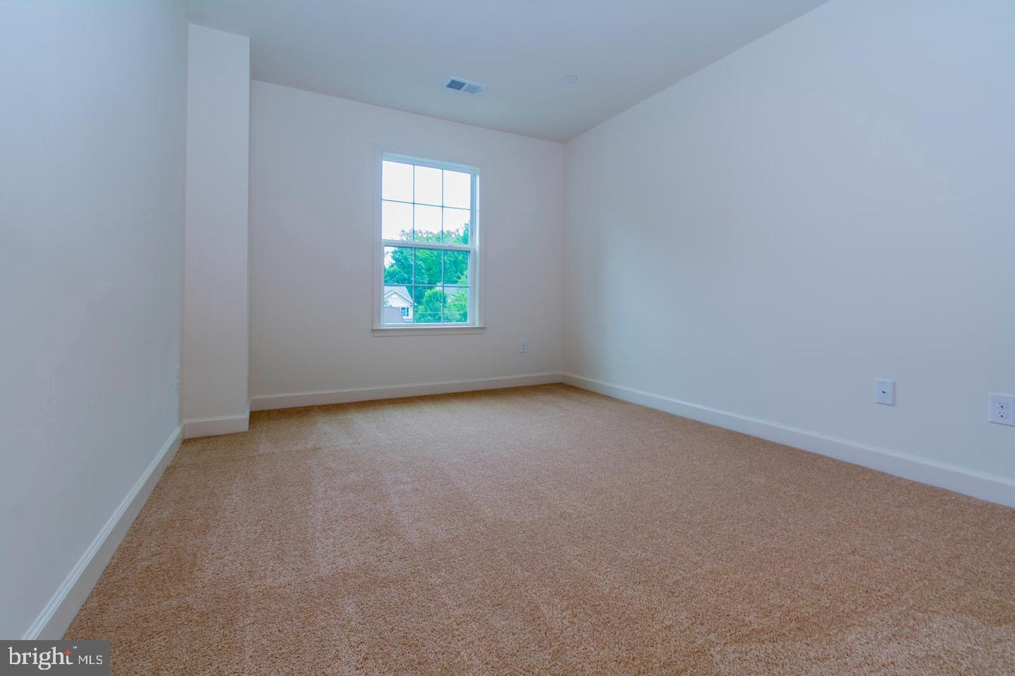 SABRINA PARK - Residential