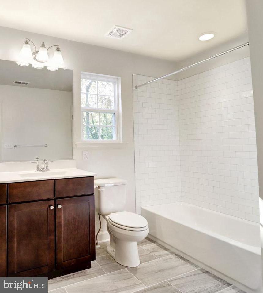 SABRINA PARK - Residential