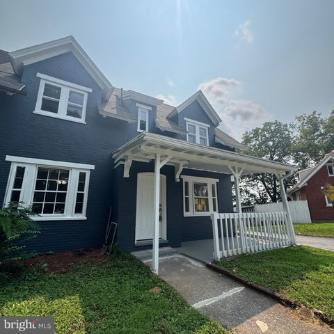 Townhouse For Sale - 1516 Allison Street<br/> HARRISBURG, PA 17104