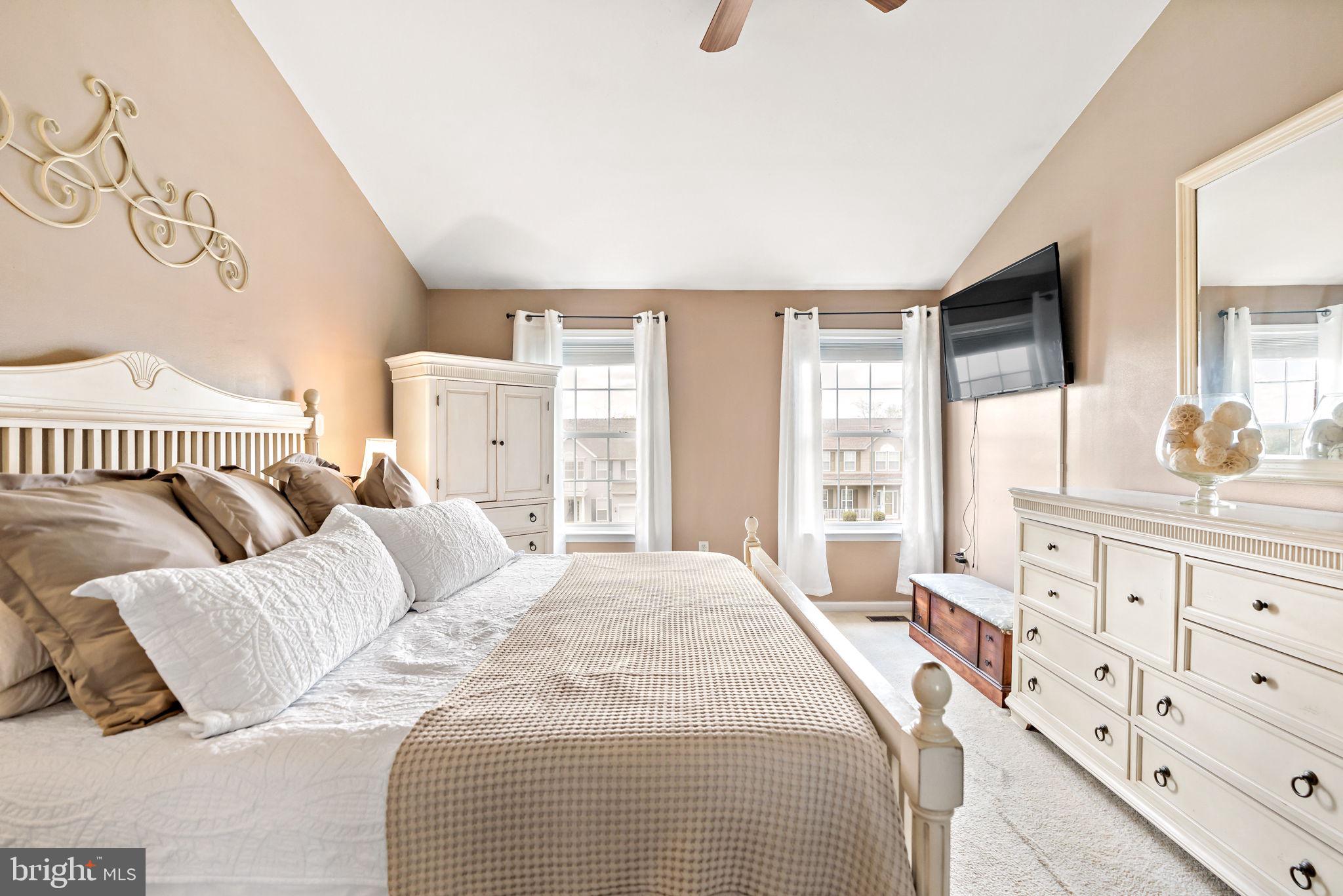 STAR FORT - Residential