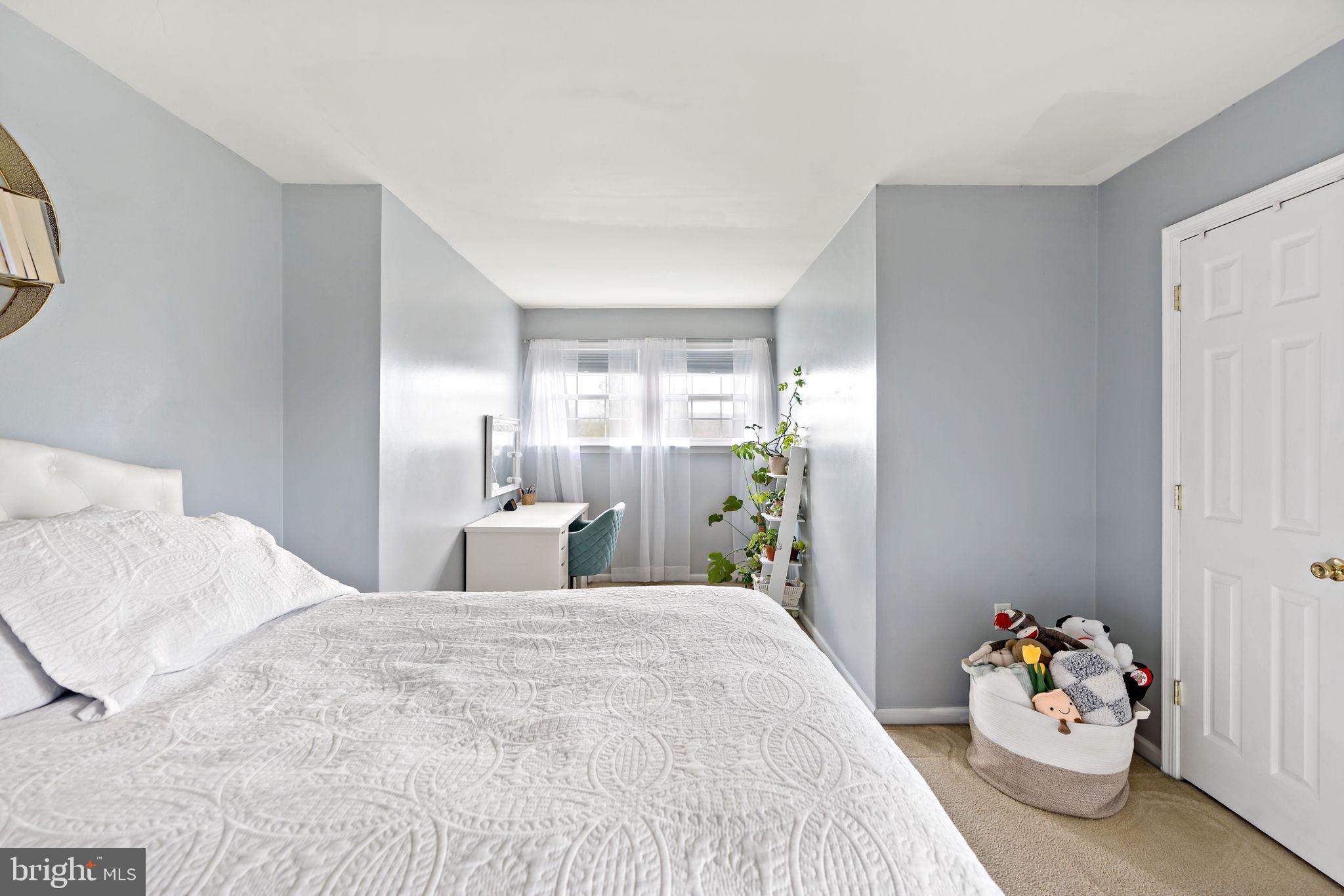 STAR FORT - Residential