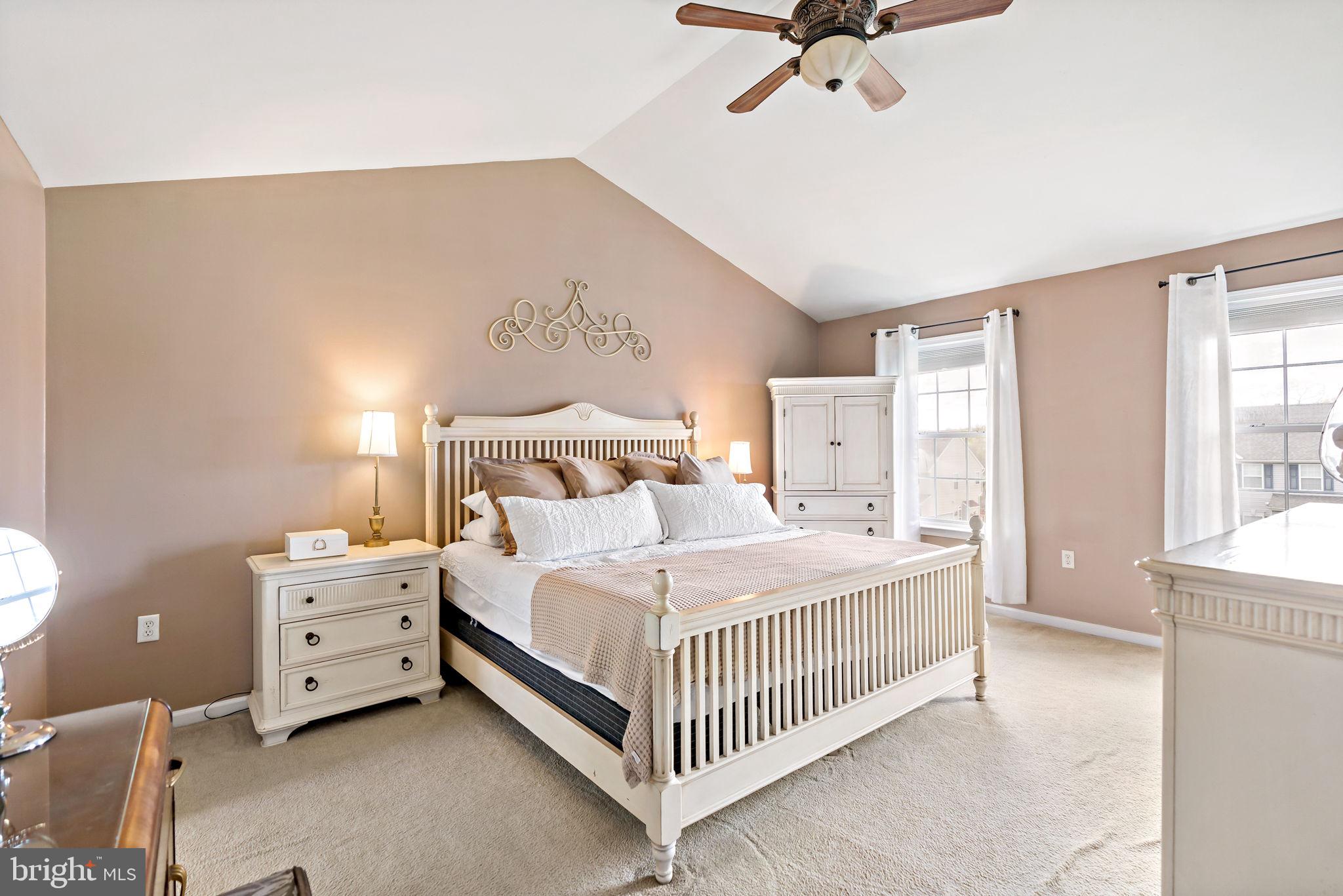 STAR FORT - Residential