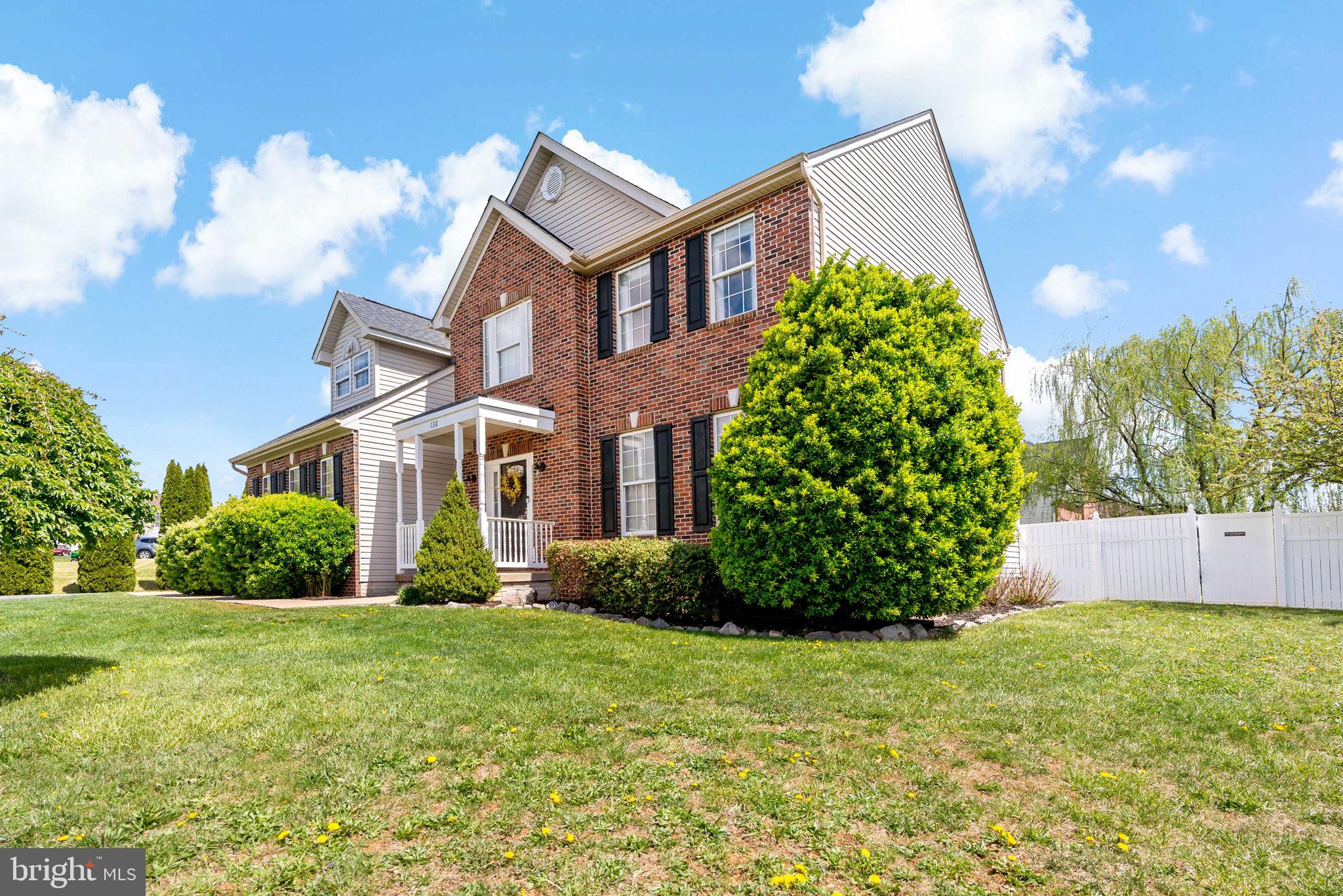 STAR FORT - Residential