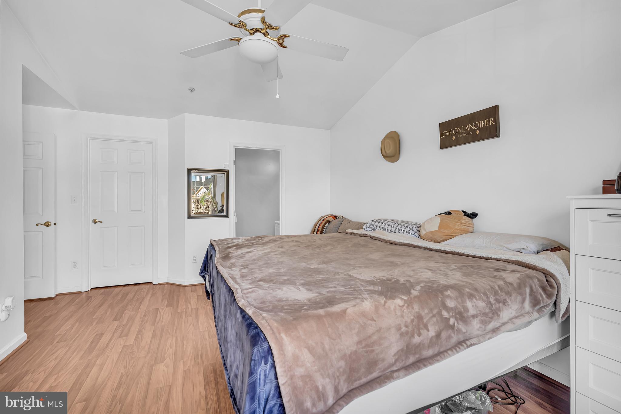 STRATFORD CONDOS - Residential Lease