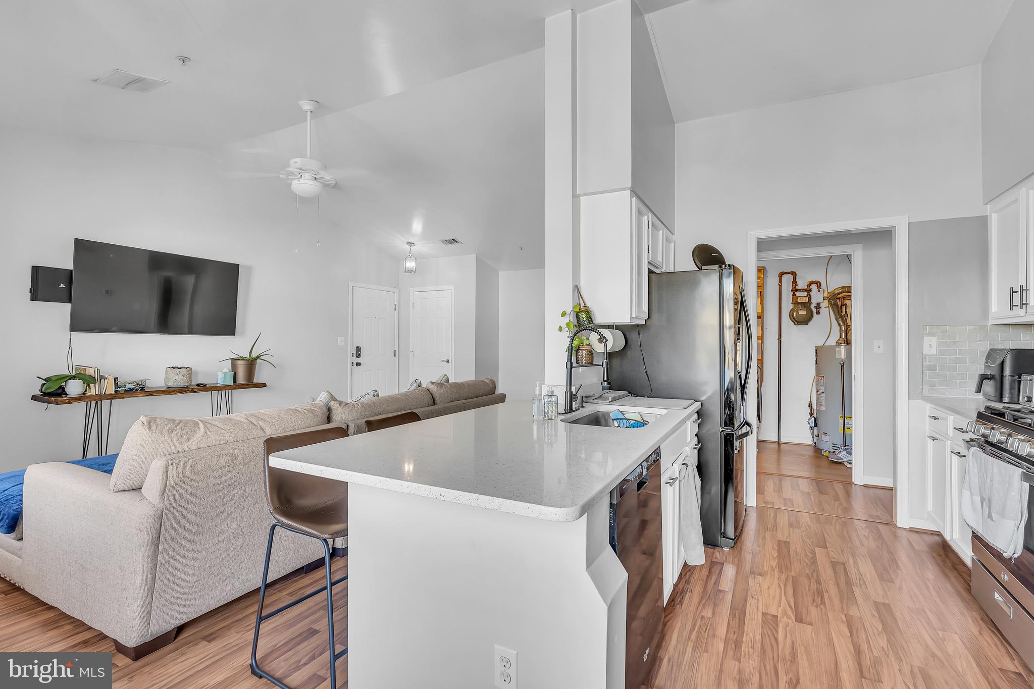 STRATFORD CONDOS - Residential Lease