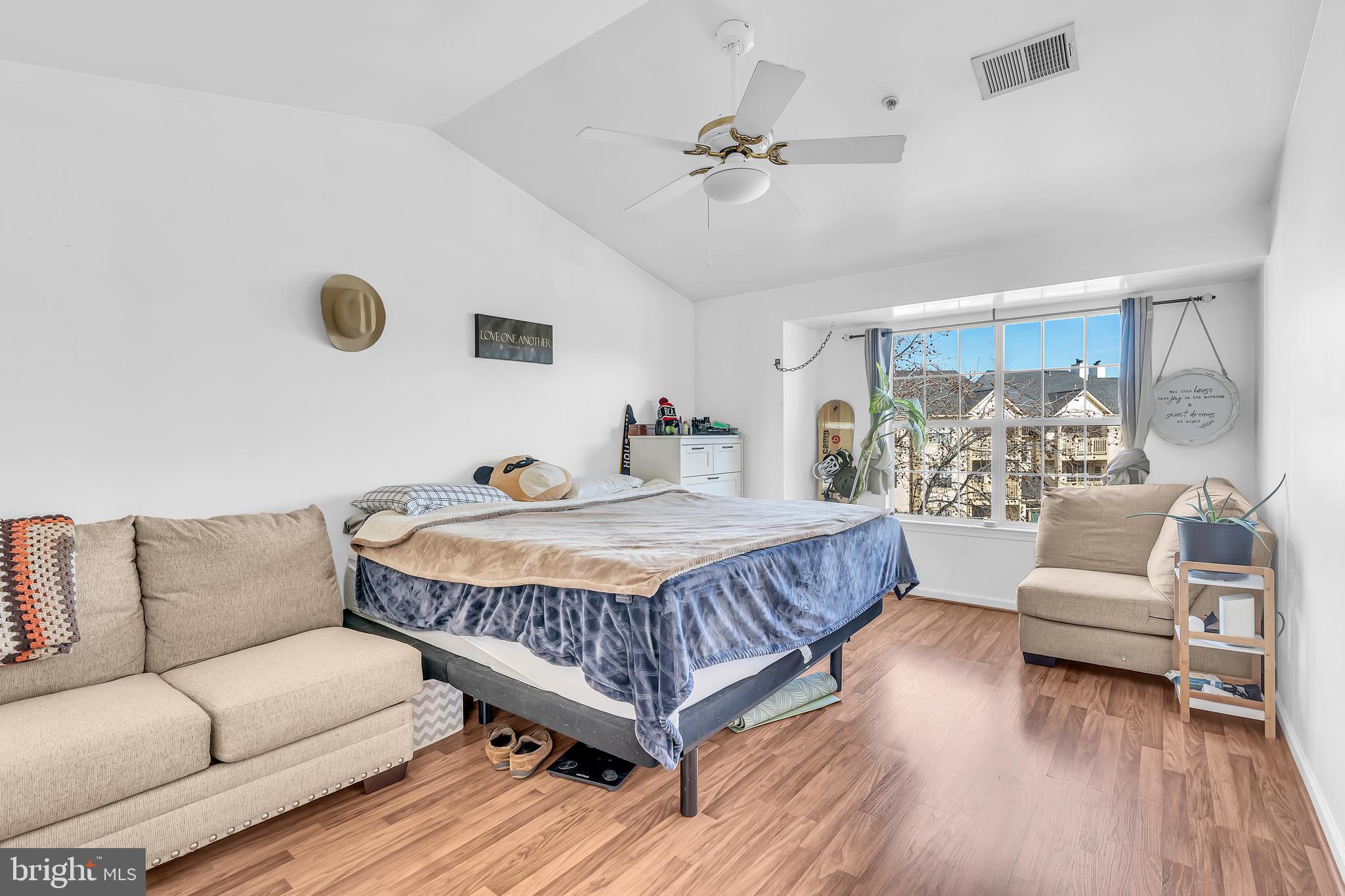 STRATFORD CONDOS - Residential Lease