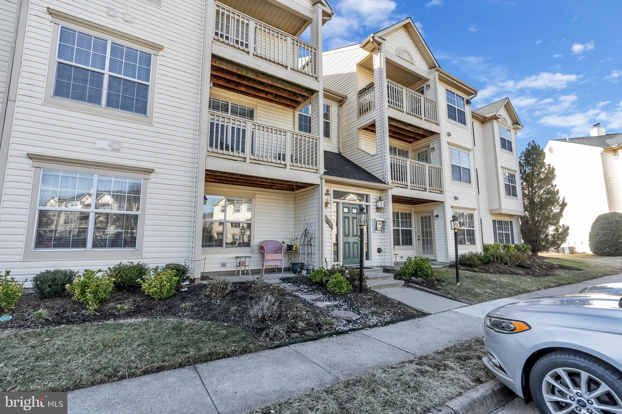 STRATFORD CONDOS - Residential Lease