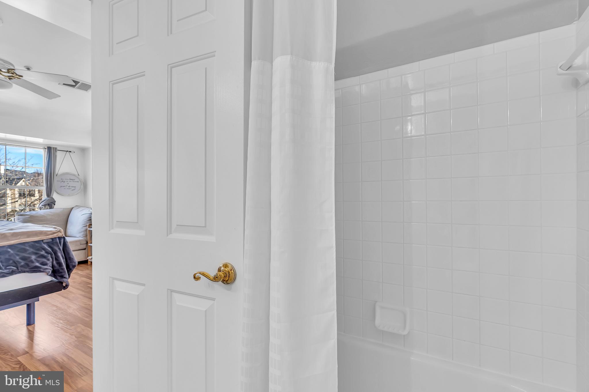 STRATFORD CONDOS - Residential Lease