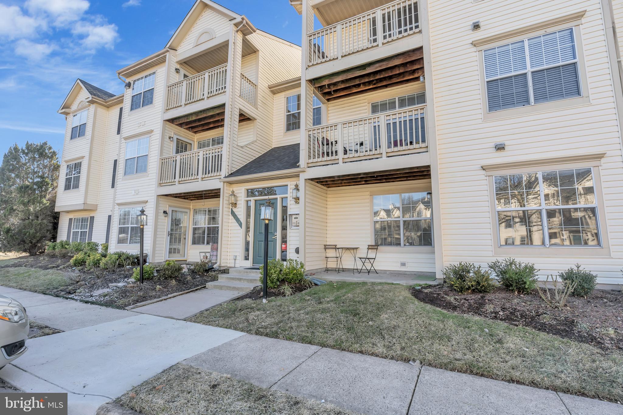 STRATFORD CONDOS - Residential Lease