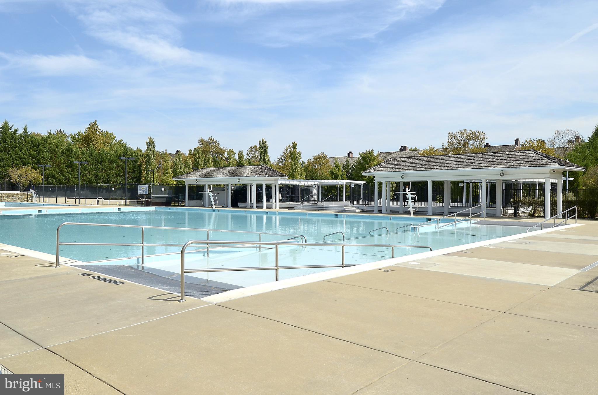 KENTLANDS GATEHOUSE - Residential