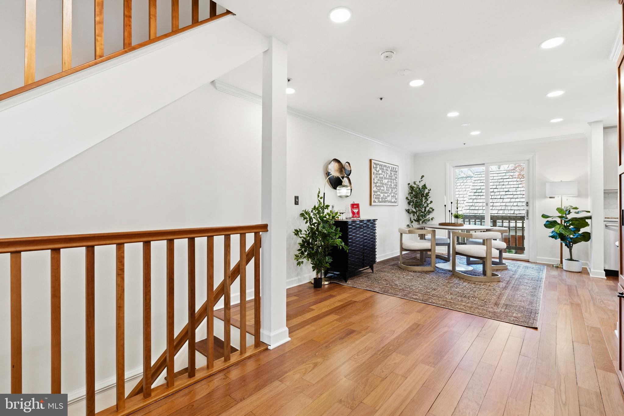 KENTLANDS GATEHOUSE - Residential