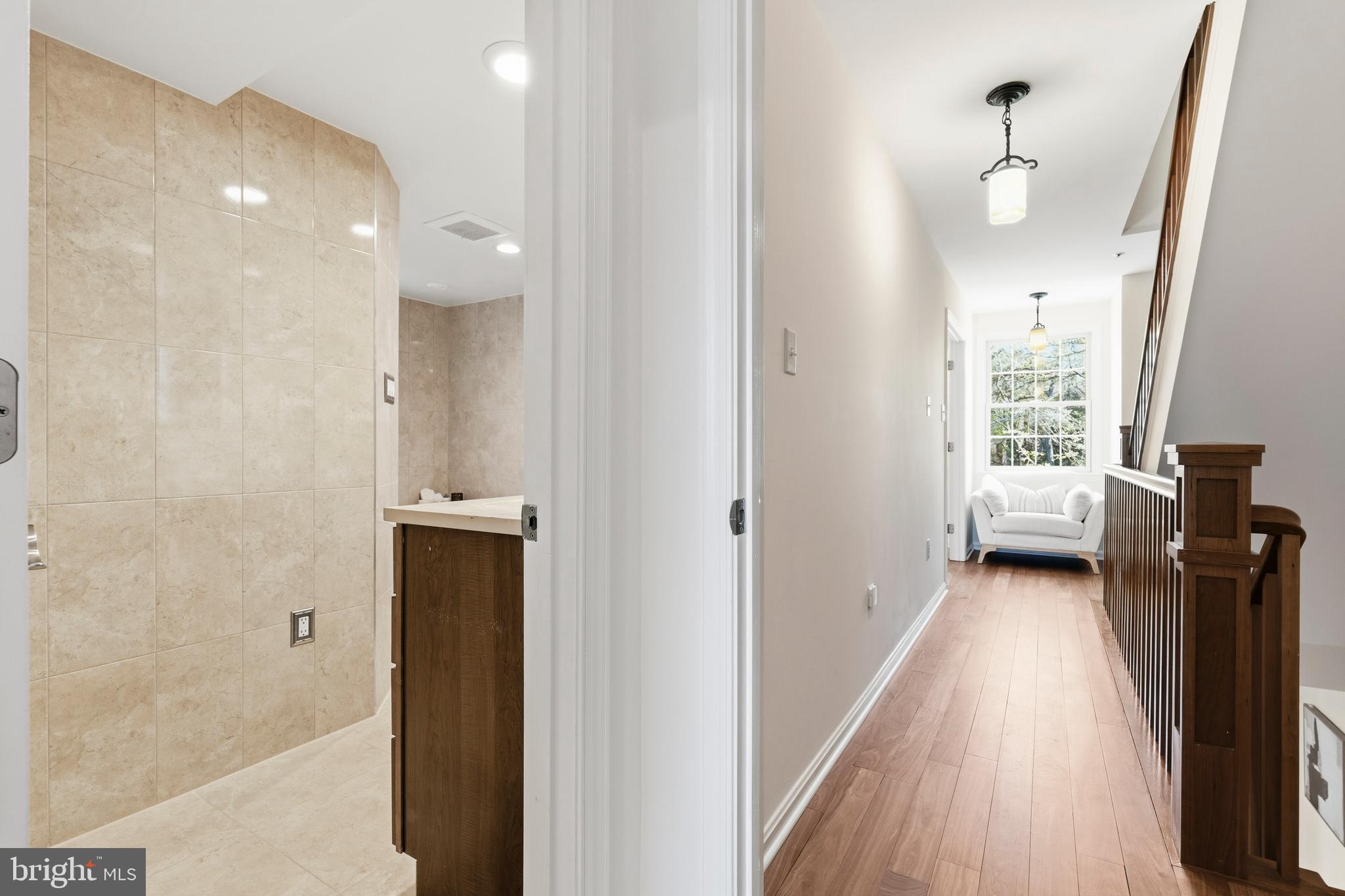 KENTLANDS GATEHOUSE - Residential