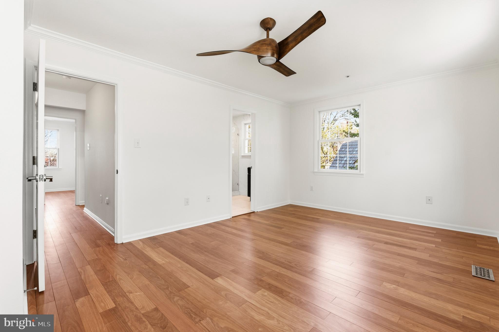 KENTLANDS GATEHOUSE - Residential