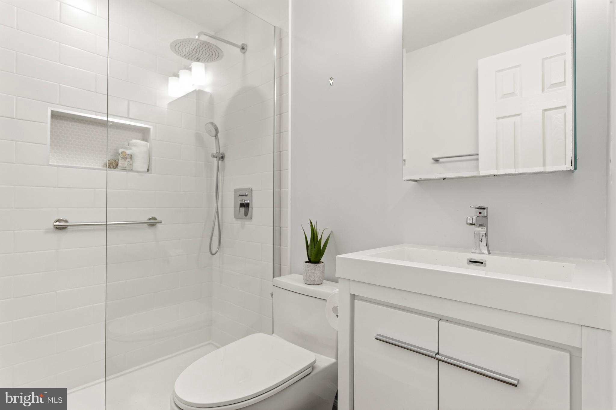 KENTLANDS GATEHOUSE - Residential