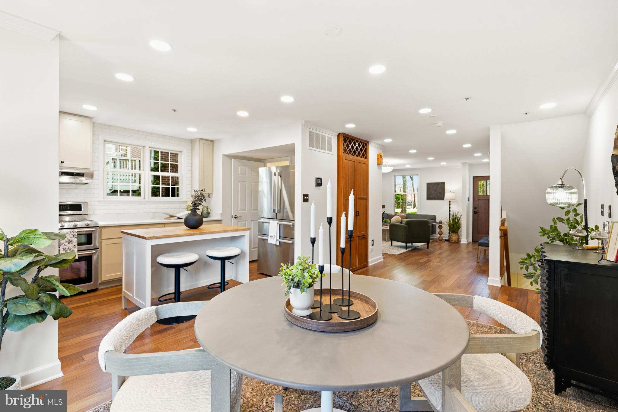 KENTLANDS GATEHOUSE - Residential