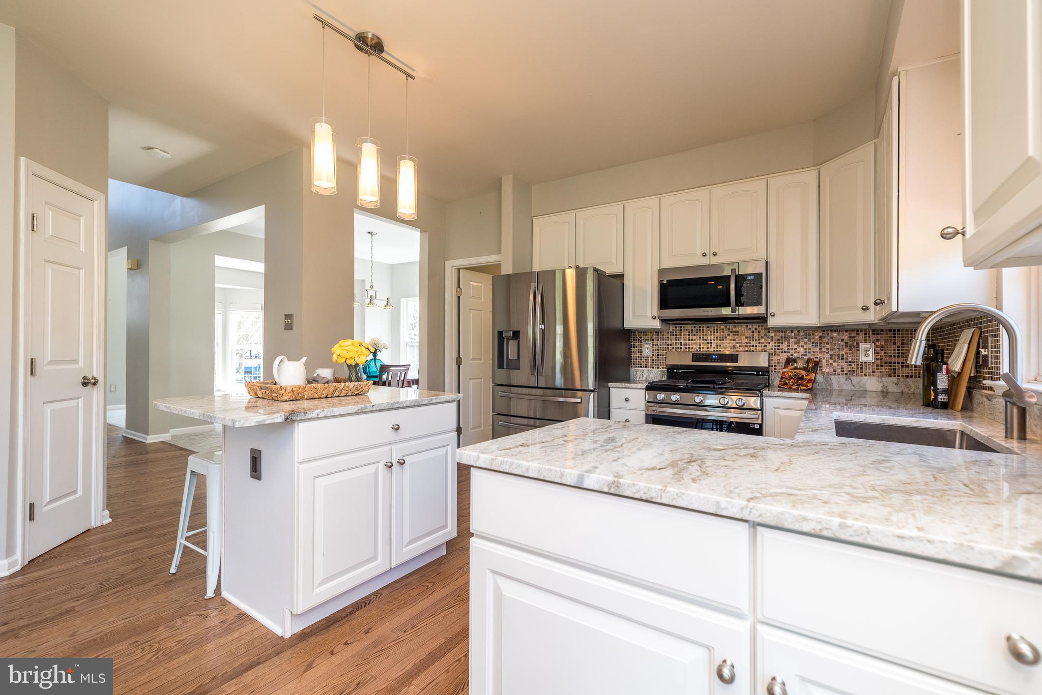 SUMMERMEADOW - Residential