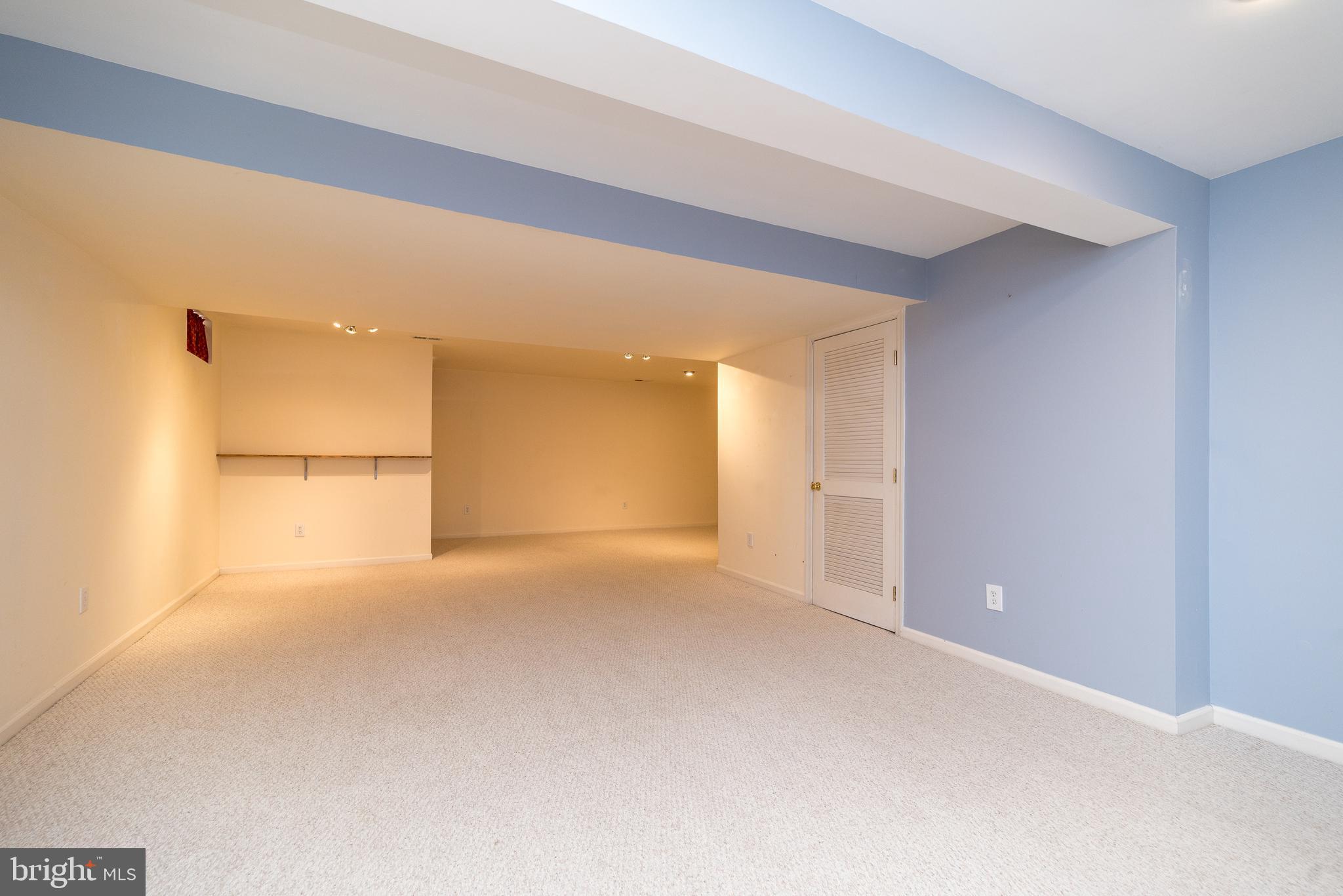 SUMMERMEADOW - Residential