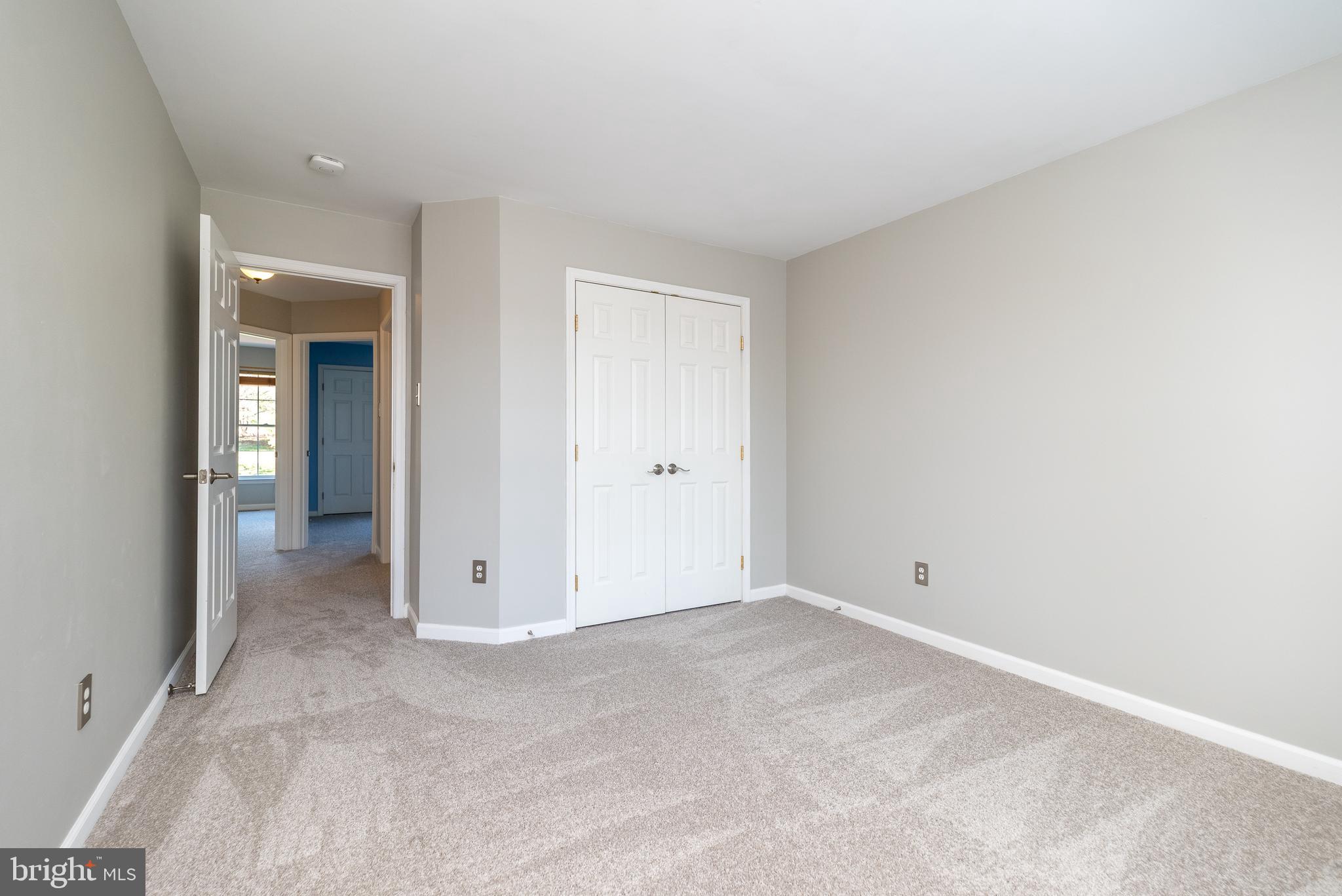 SUMMERMEADOW - Residential