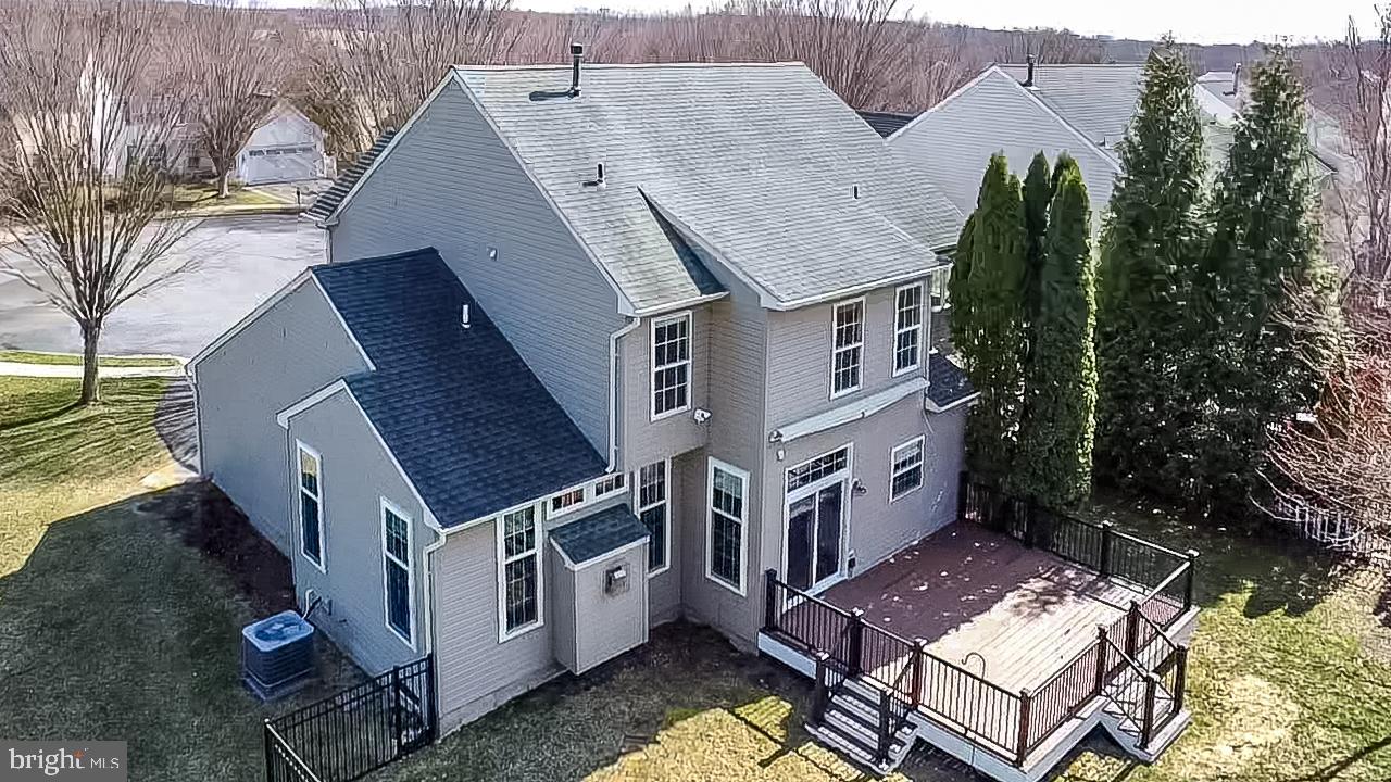 SUMMERMEADOW - Residential