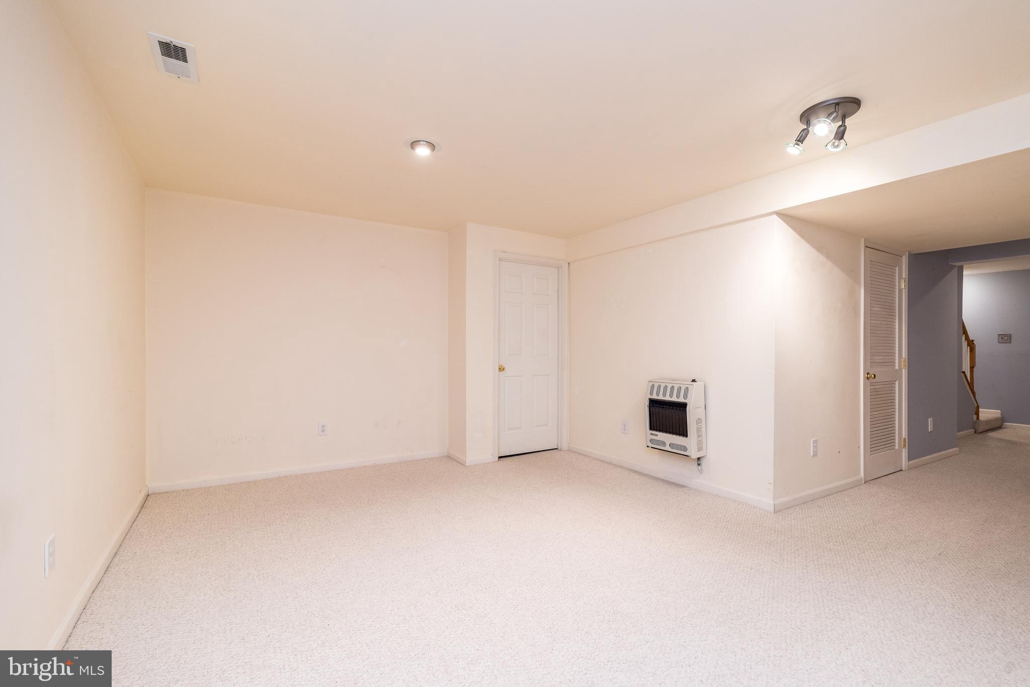 SUMMERMEADOW - Residential